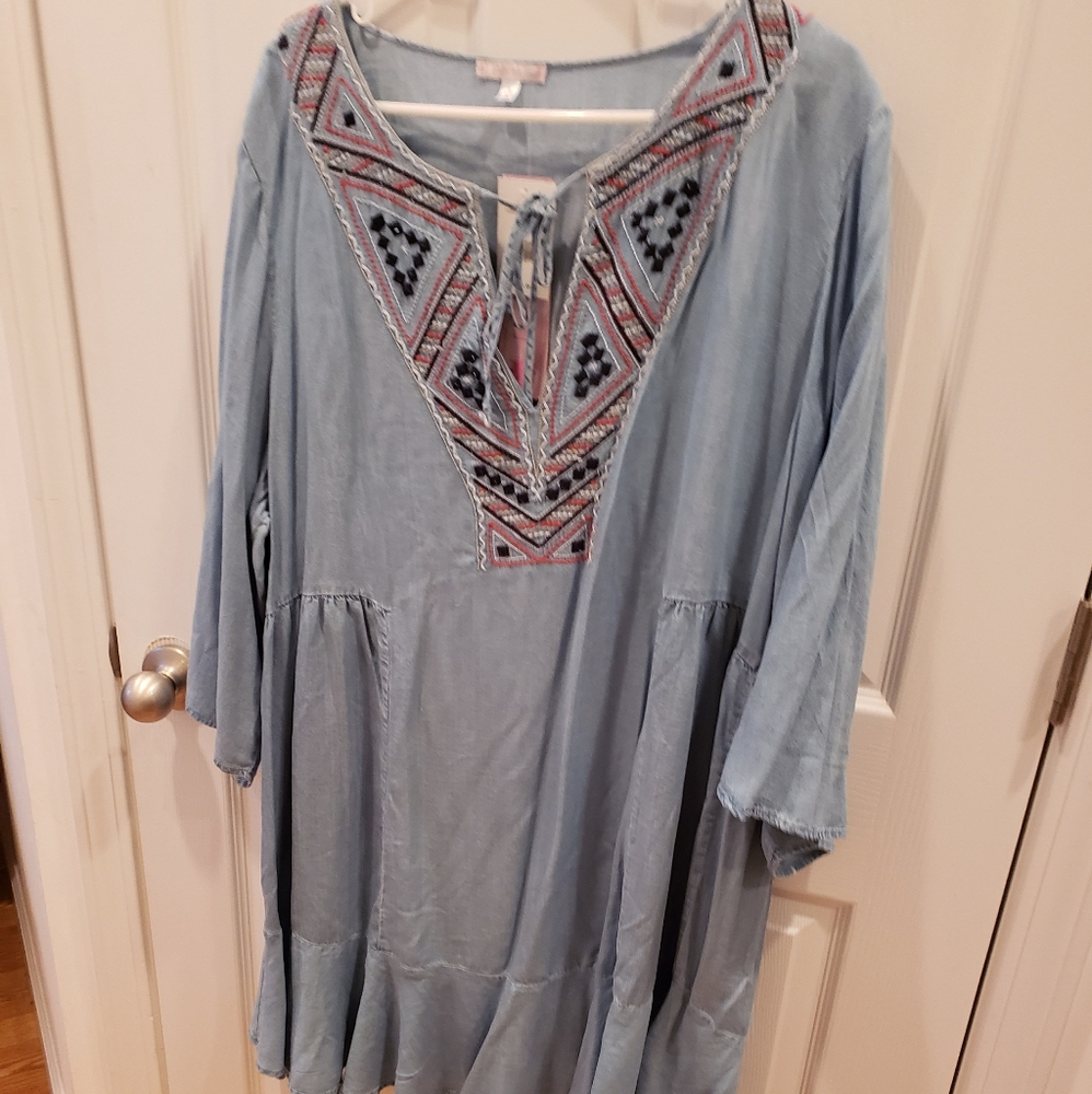 New! Ladies dress